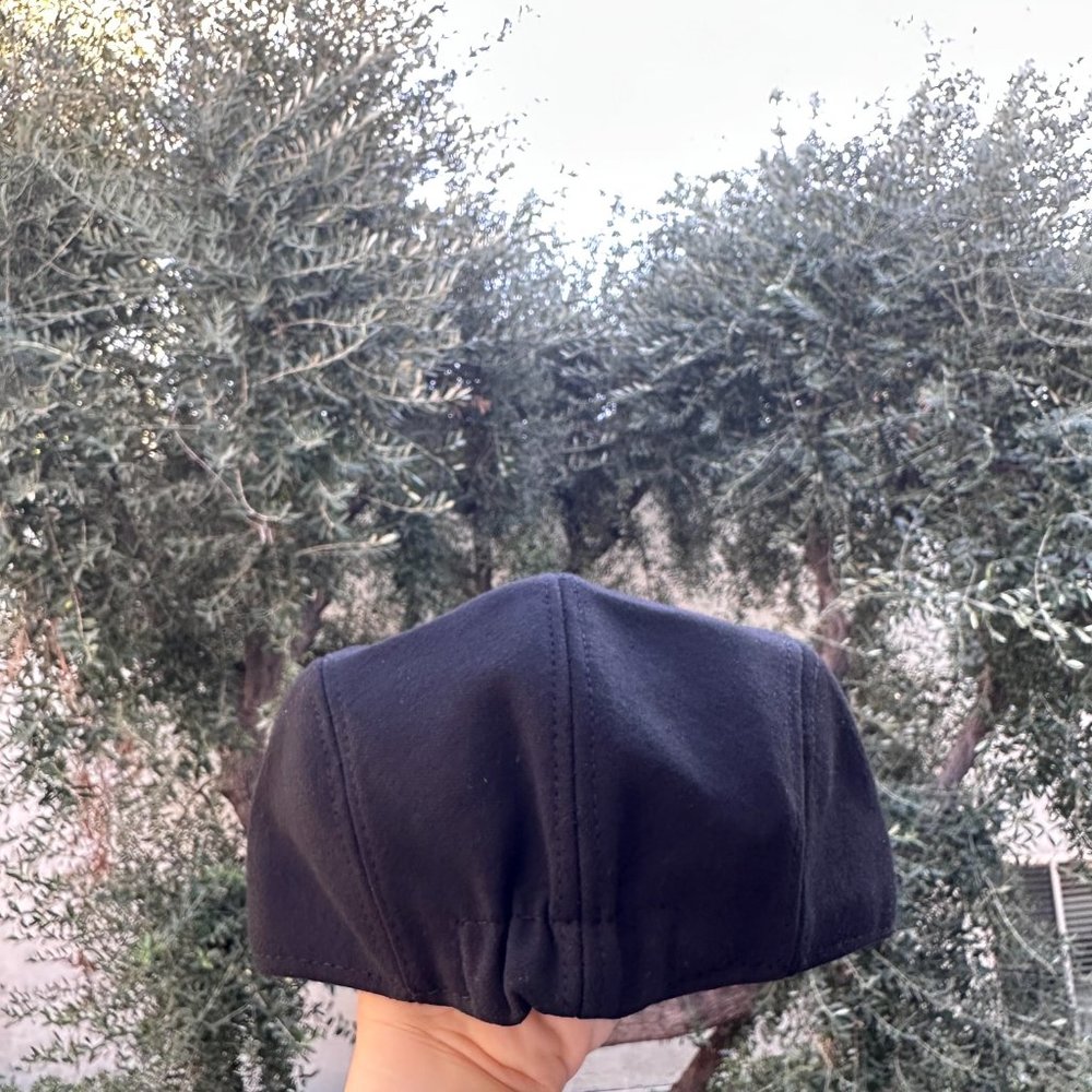 Man's Hat - Picture 3 of 4